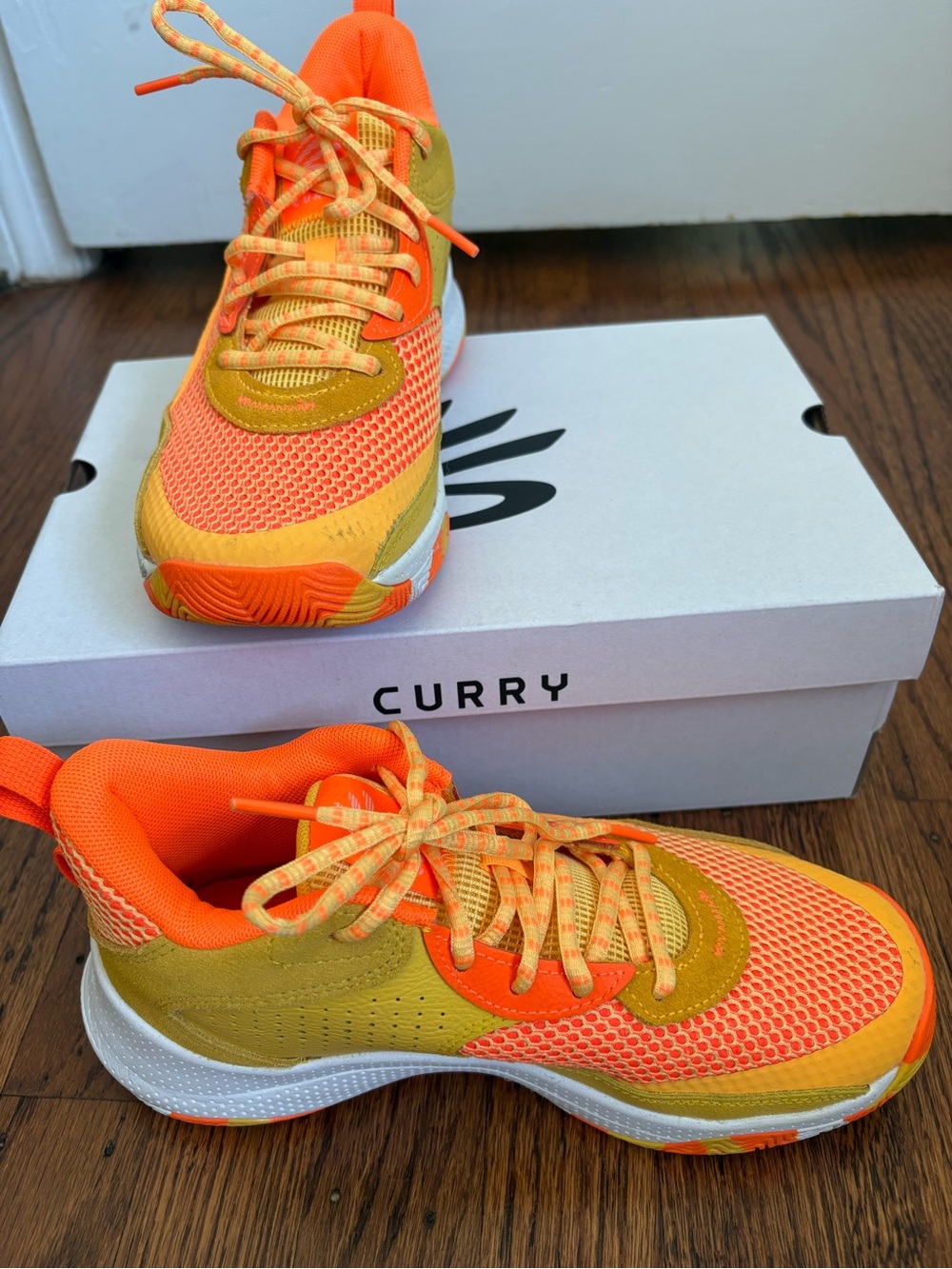 Curry Under Armour basketball shoes